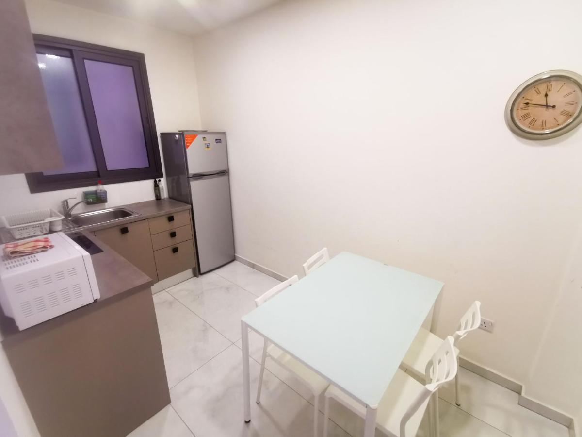 The White Pearl Apartment 라르나카 외부 사진