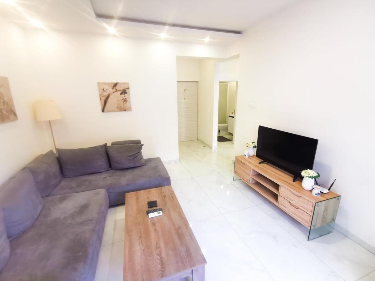 The White Pearl Apartment 라르나카 외부 사진